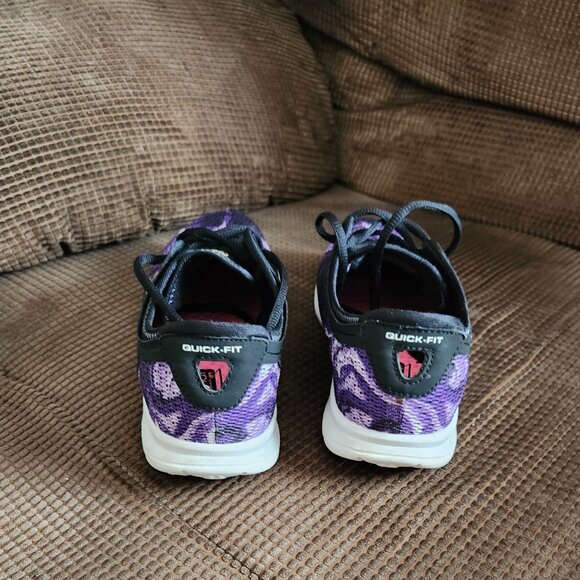 Womens Size 8.5 SKECHERS GO Step Athletic Shoes - Picture 3 of 5